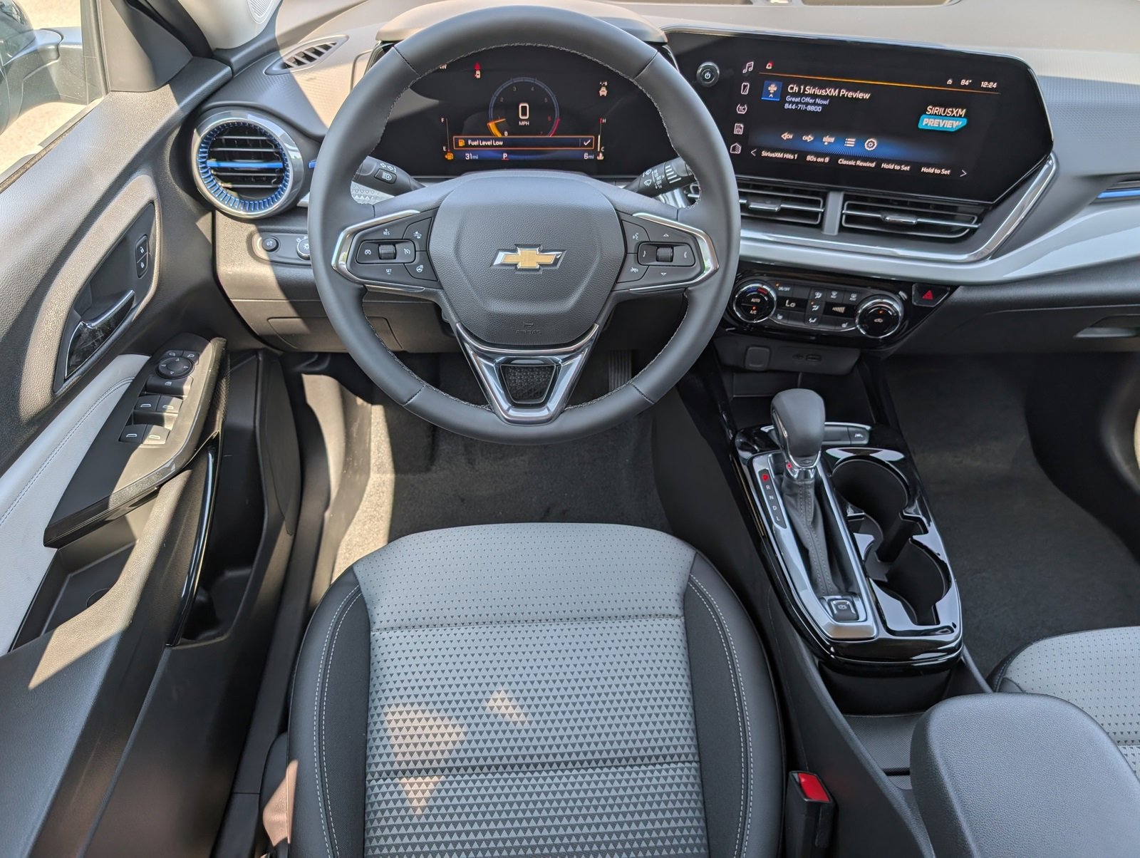 2026 Chevrolet Trax LT photo 7