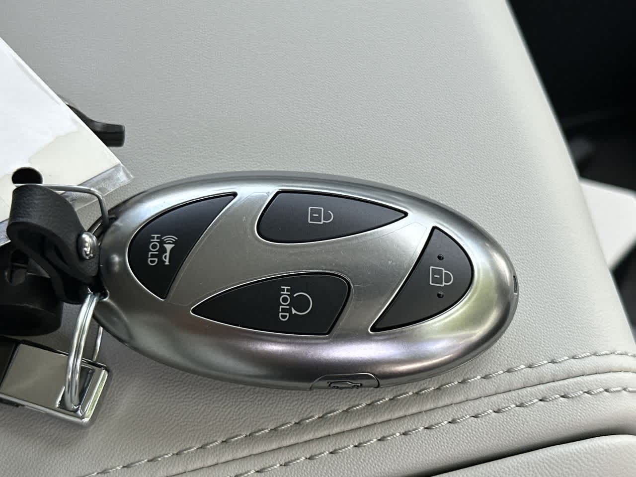 2026 Hyundai Santa Fe SEL photo 25