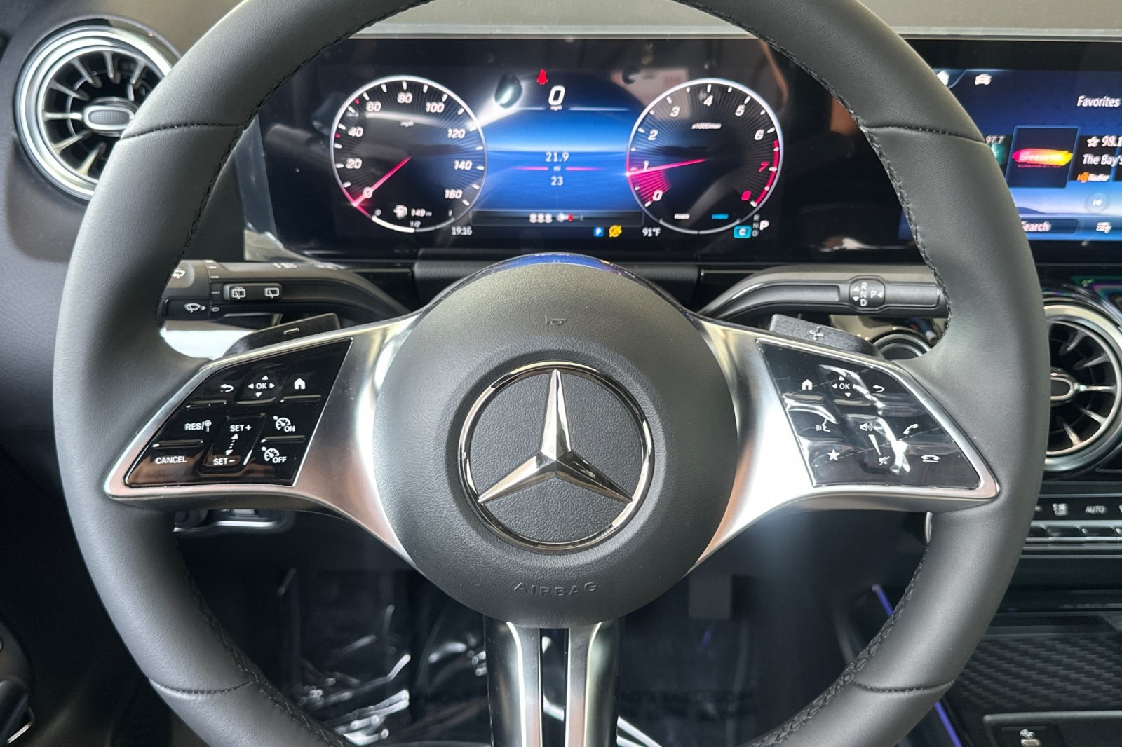 2025 Mercedes Benz GLA 250 4MATIC photo 22