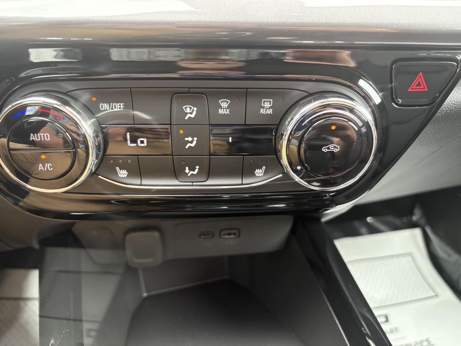 2025 Chevrolet Trax ACTIV photo 17