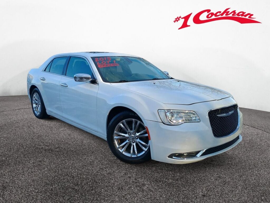 2015 Chrysler 300 C's photo