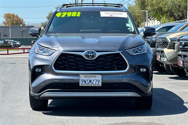 2024 Toyota Highlander Platinum photo 9