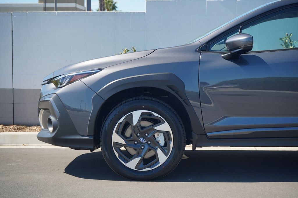 2025 Subaru Crosstrek Limited photo 2