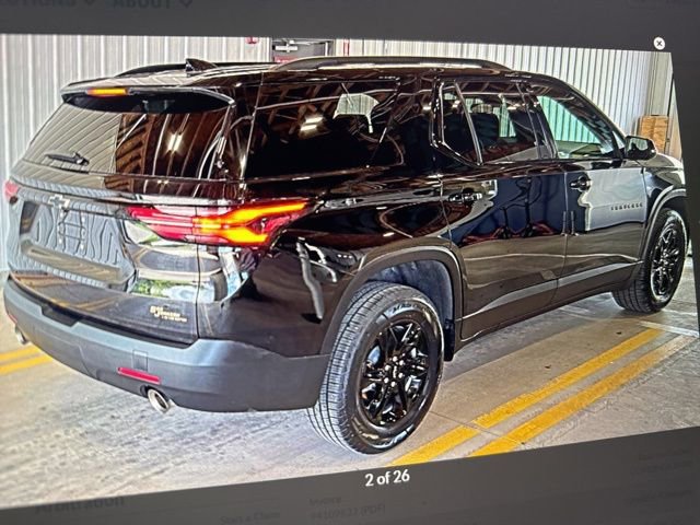 2023 Chevrolet Traverse LS photo 3
