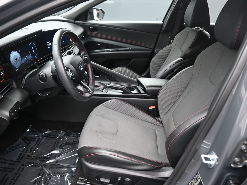 2023 Hyundai Elantra N Line photo 10