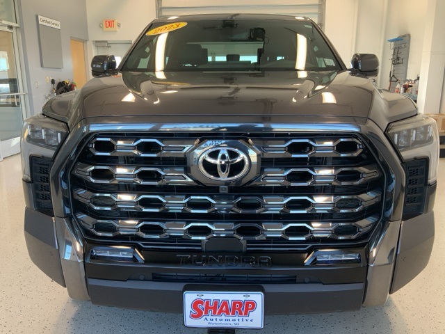 2023 Toyota Tundra Platinum photo 3