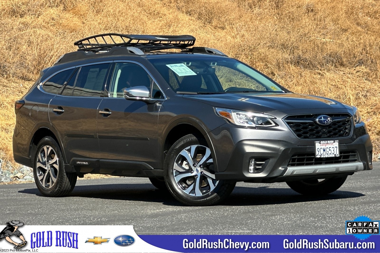 2022 Subaru Outback Touring's photo