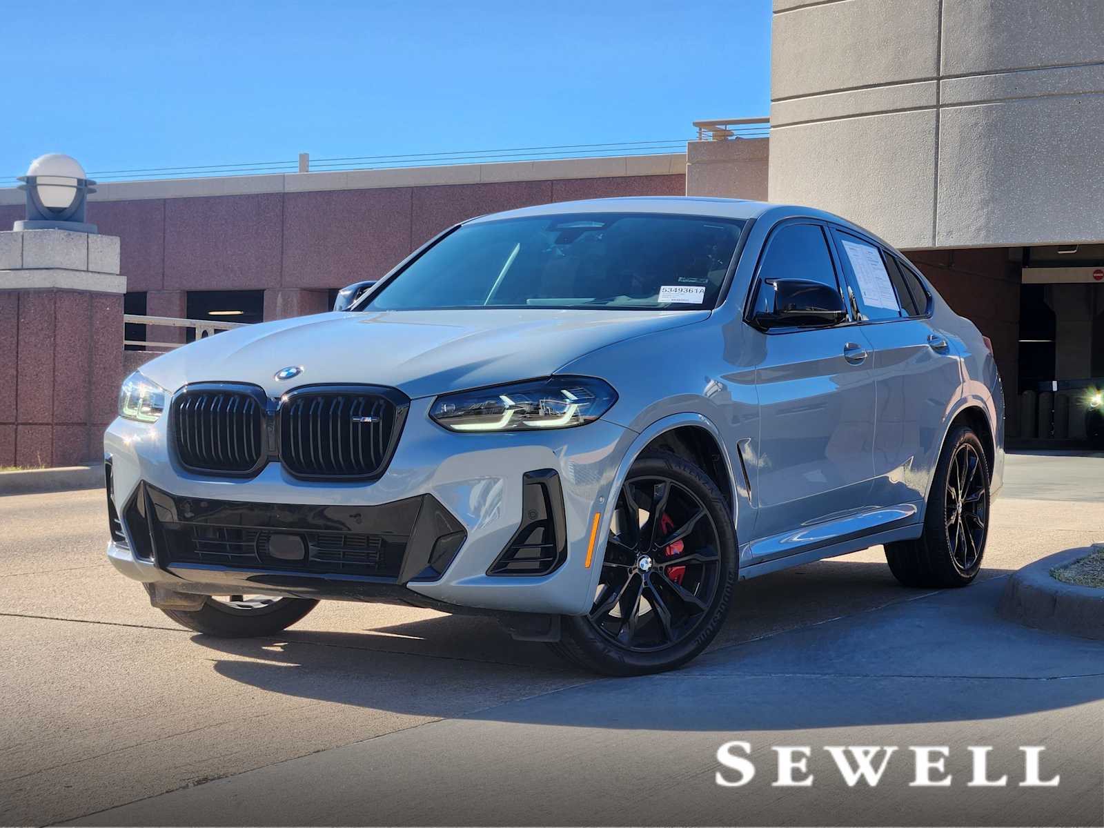 2023 BMW X4 M40i's photo