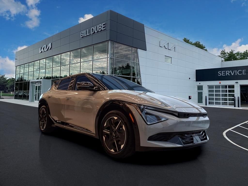2025 Kia EV6 Wind's photo