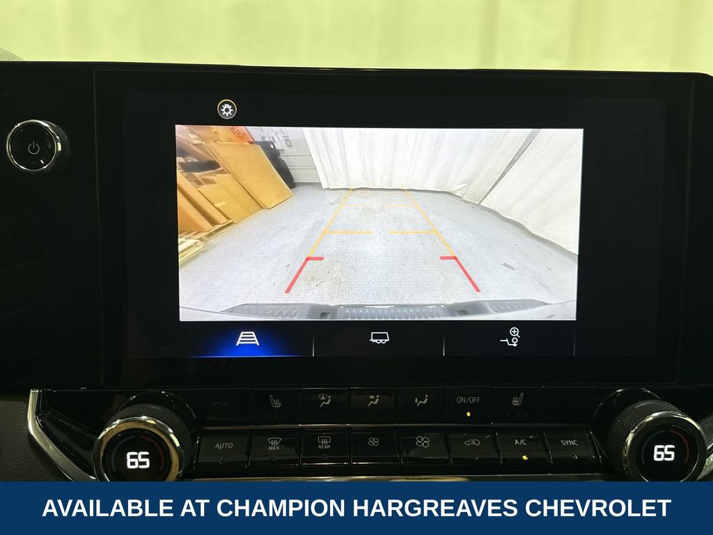 2023 Chevrolet Colorado LT photo 10