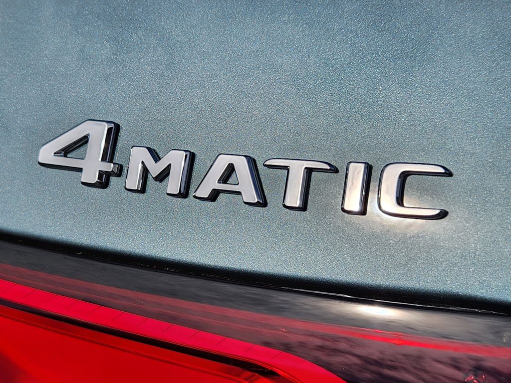 2026 Mercedes Benz GLC 350e 4MATIC photo 9