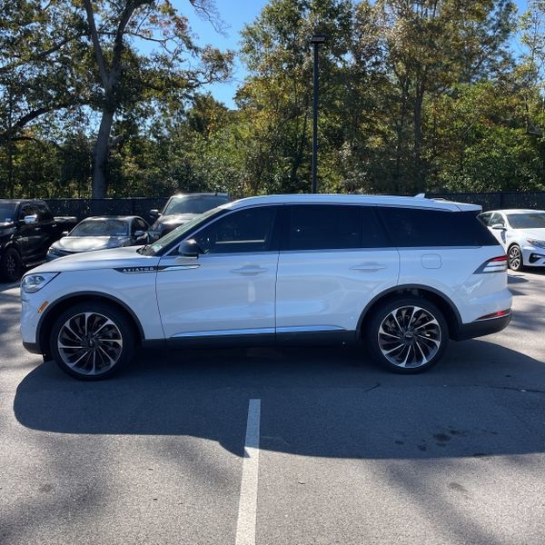 2021 Lincoln Aviator Reserve photo 4