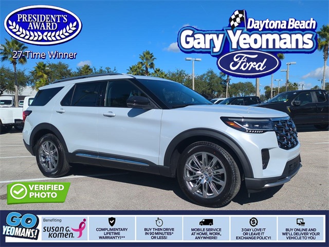 2026 Ford Explorer Platinum's photo