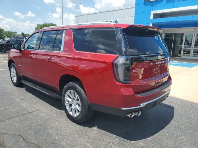 2025 Chevrolet Suburban Premier photo 4