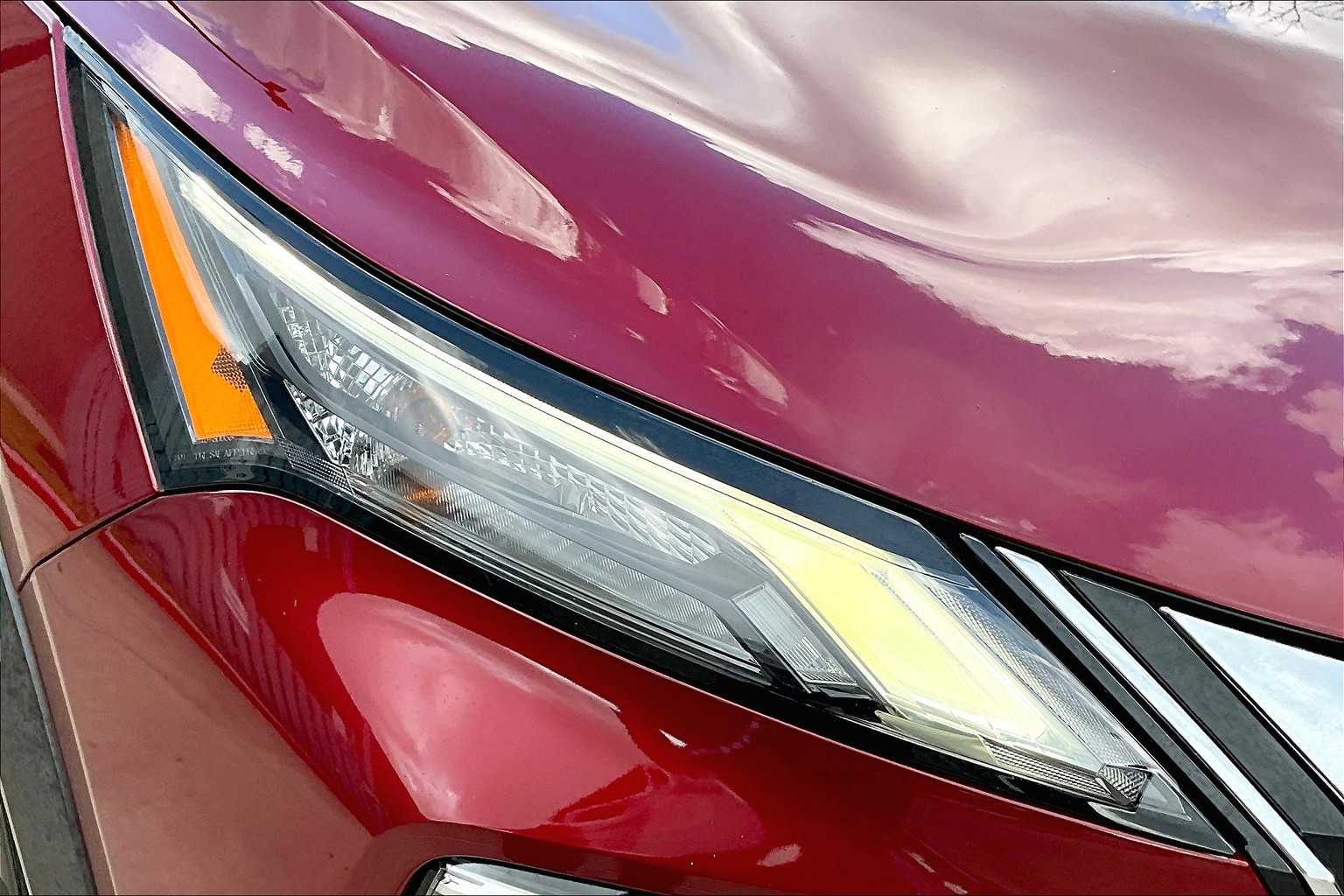 2023 Nissan Rogue SV photo 25