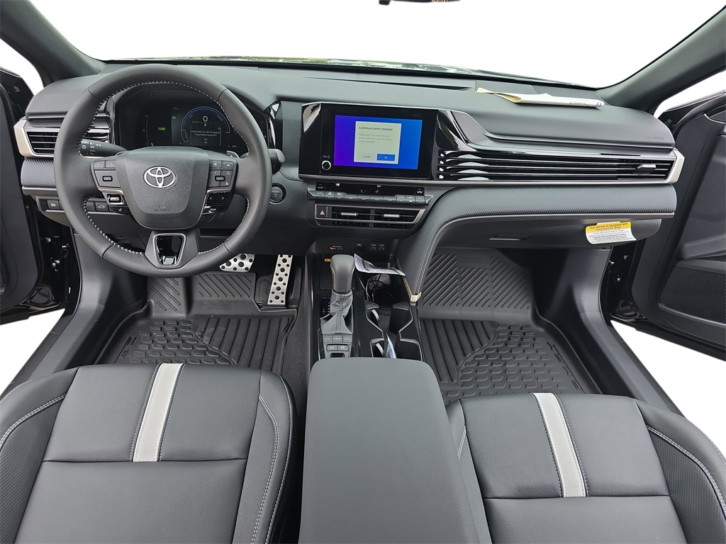 2025 Toyota Camry SE photo 8