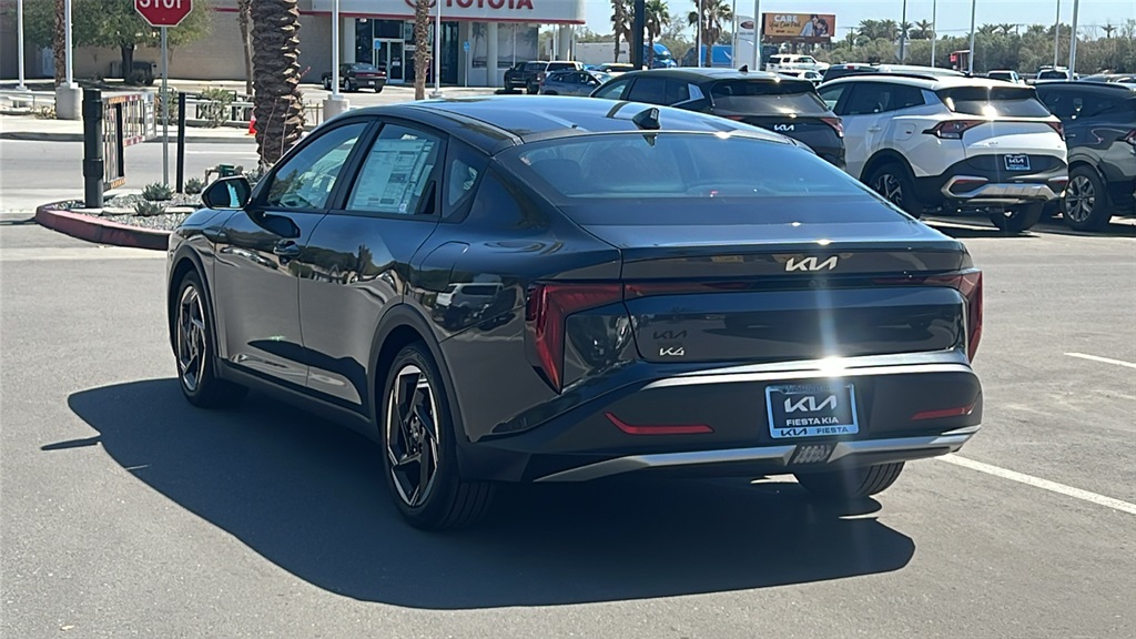2025 Kia K4 EX photo 4