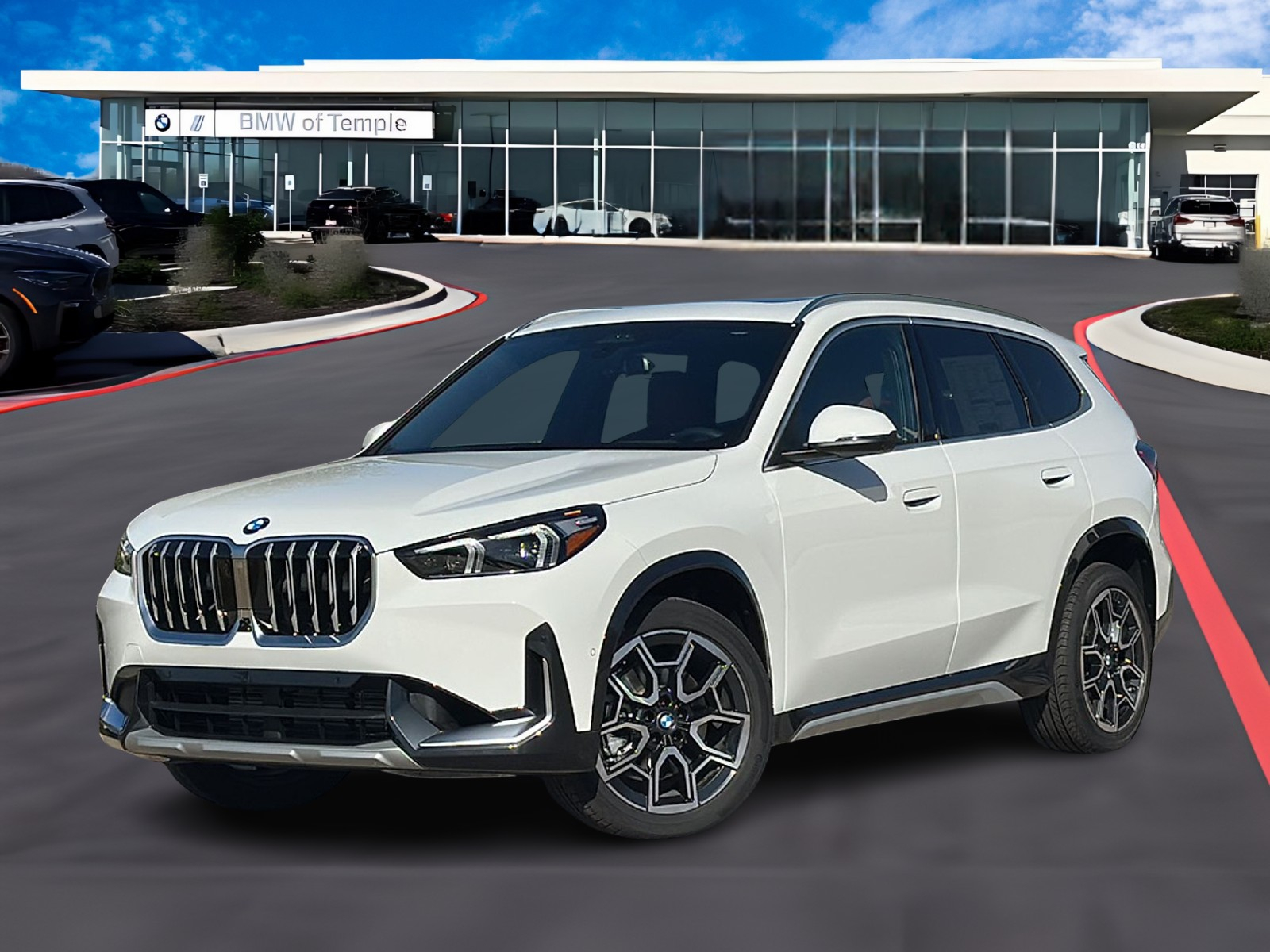 2026 BMW X1 28i's photo