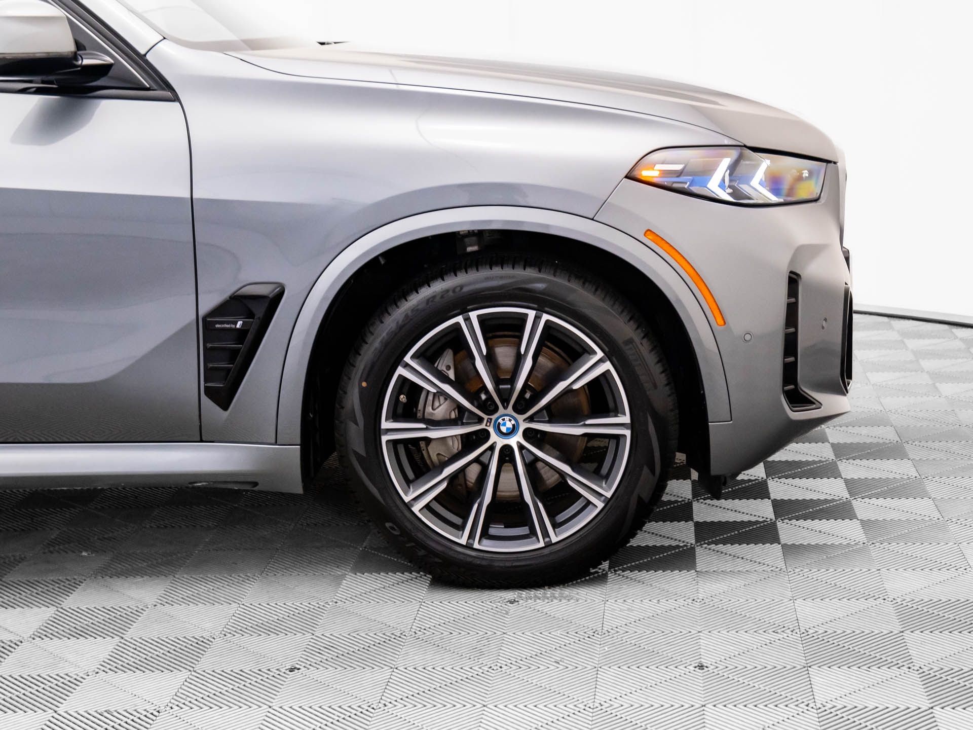Certified Used 2024 Skyscraper Grey Metallic BMW xDrive50e image 30