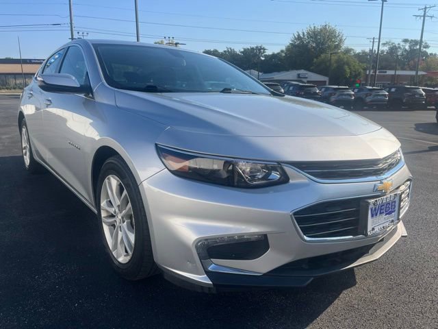 2018 Chevrolet Malibu 1LT photo 2