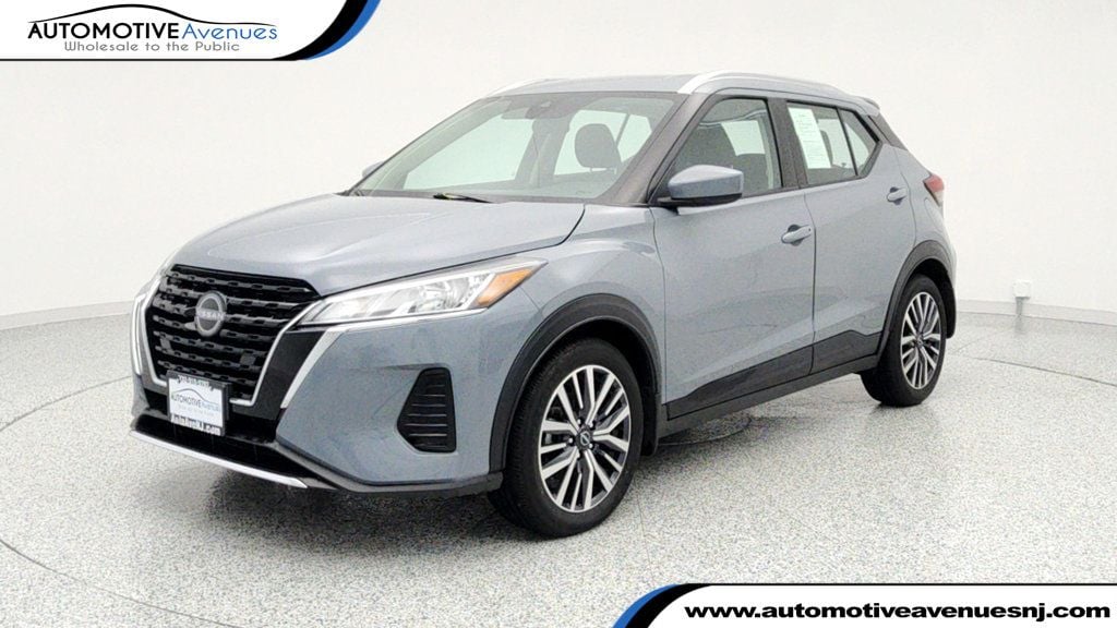 2022 Nissan Kicks SV