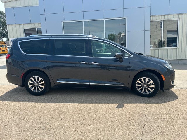 Used 2020 Chrysler Pacifica Touring L Plus with VIN 2C4RC1EG9LR210505 for sale in Kansas City