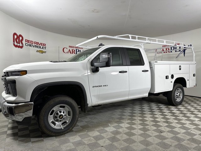 2025 Chevrolet Silverado 2500HD photo 3