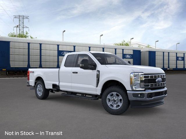 2026 Ford F-350 XLT photo 5