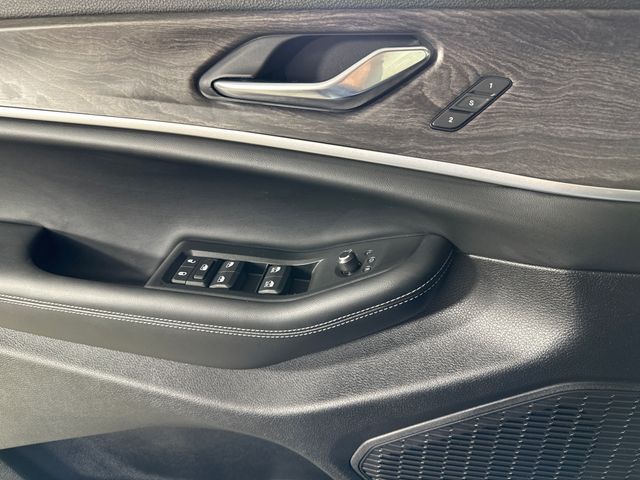 2025 Jeep Grand Cherokee Limited photo 19