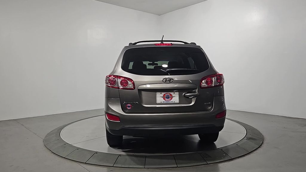 2012 Hyundai Santa Fe GLS photo 3
