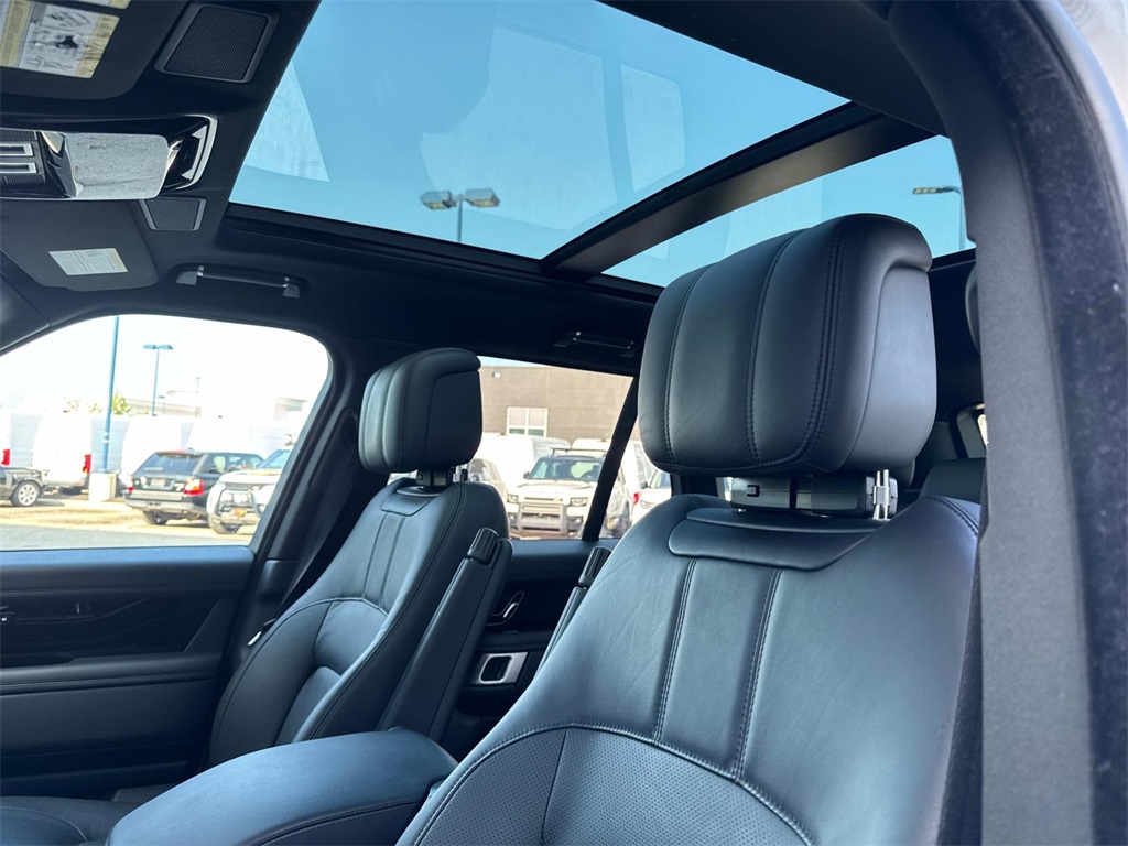 2021 Land Rover Range Rover HSE Westminster Edition photo 19
