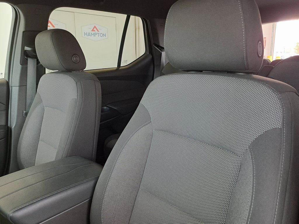 2023 Chevrolet Traverse Cloth photo 25