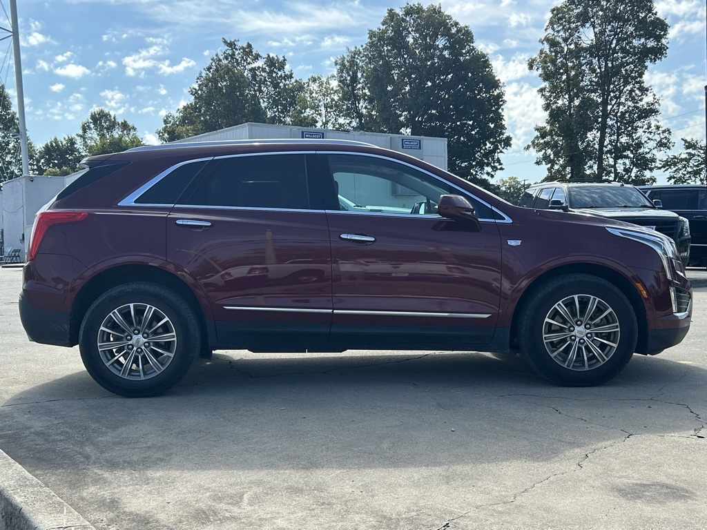 2017 Cadillac XT5 Luxury photo 3