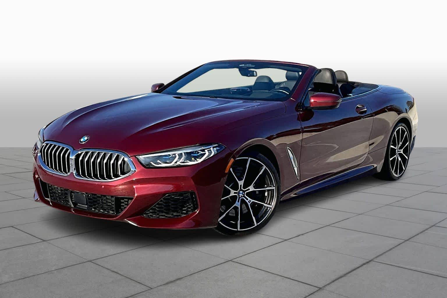 2022 BMW 8 Series 840i's photo