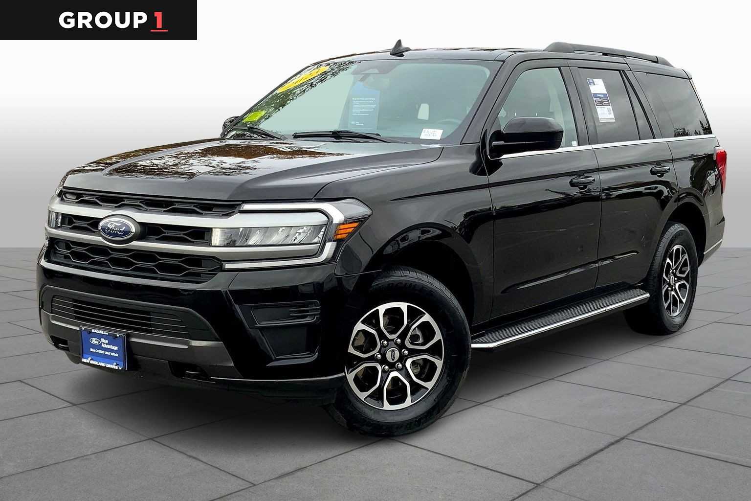 2023 Ford Expedition XLT's photo