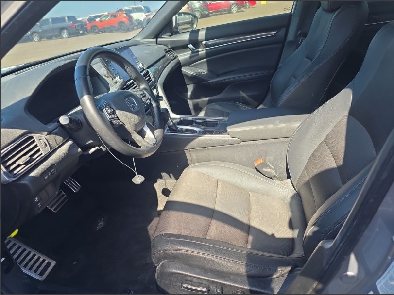 2020 Honda Accord Sport photo 14