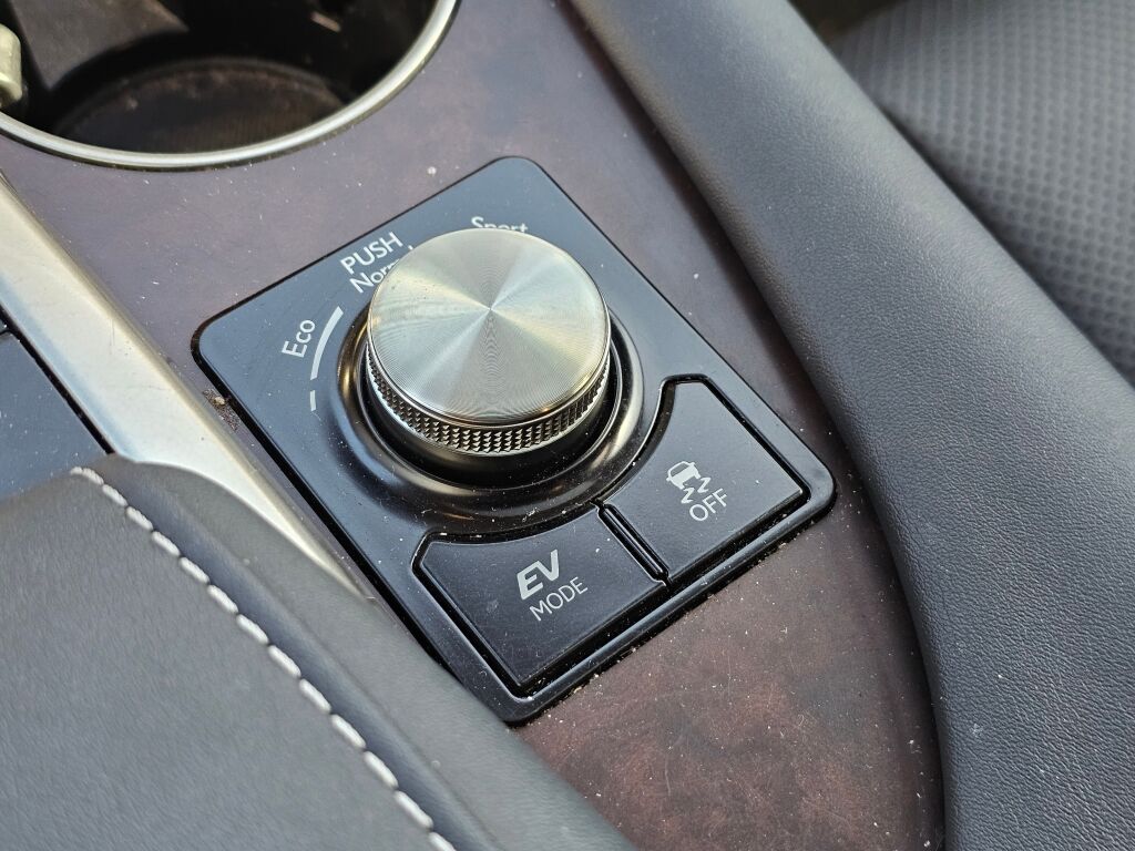 2020 Lexus RX 450h Premium photo 37