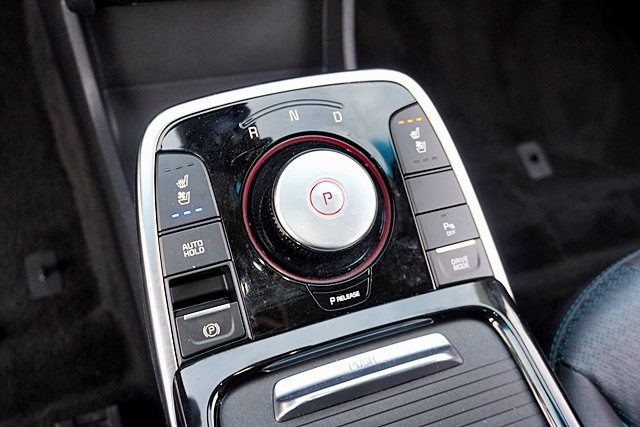 Used 2022 Gray Kia EX Premium image 31