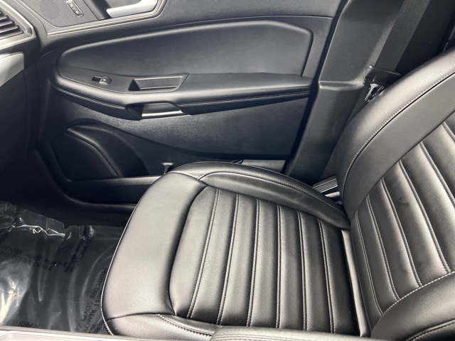2022 Ford Edge SEL photo 20