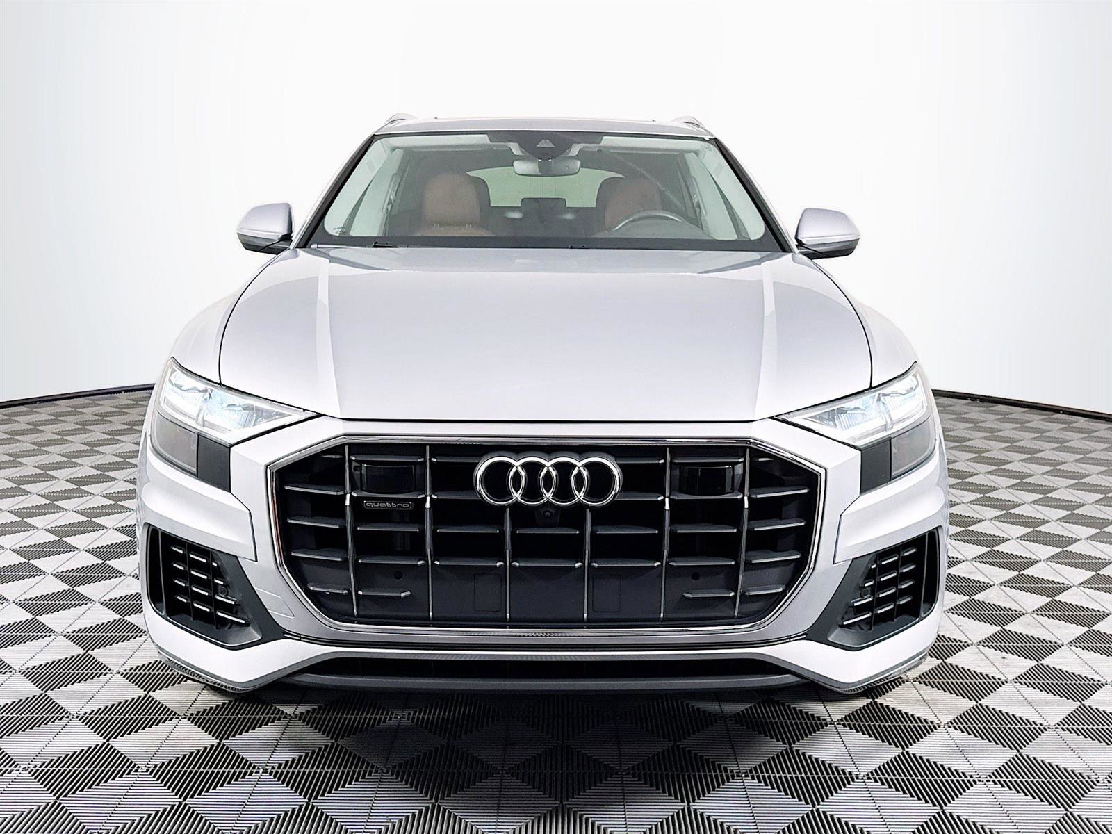 2022 Audi Q8 55 Premium Plus photo 2