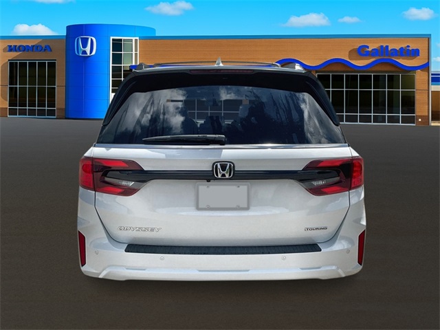 2026 Honda Odyssey Touring photo 4