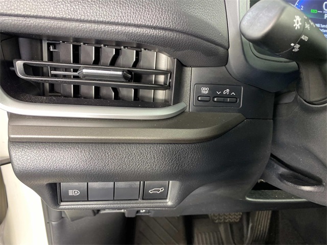 2024 Toyota Grand Highlander XLE photo 11