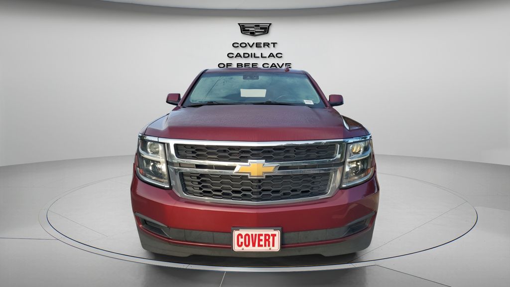 2020 Chevrolet Suburban LT photo 2