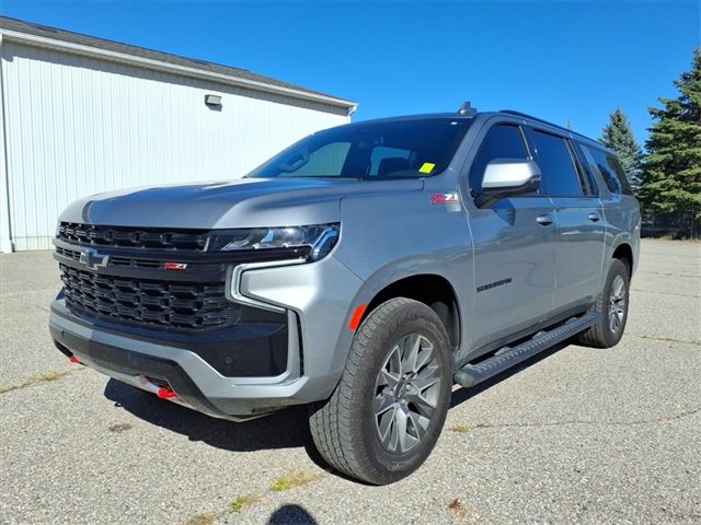 2024 Chevrolet Suburban Z71 photo 3