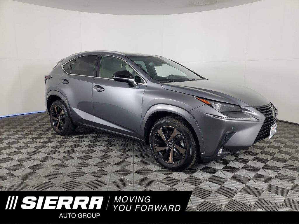 2020 Lexus NX 300's photo