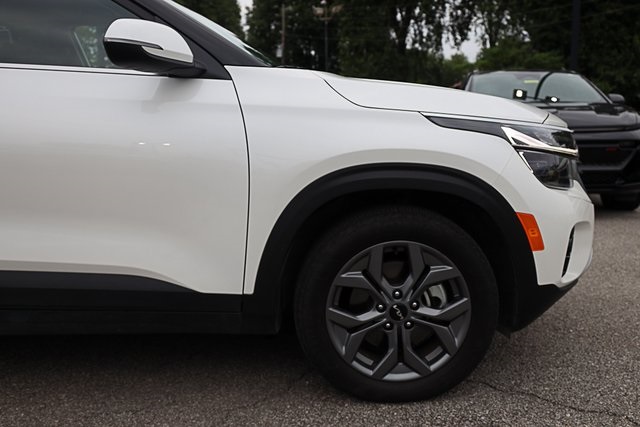 2024 Kia Seltos S photo 4