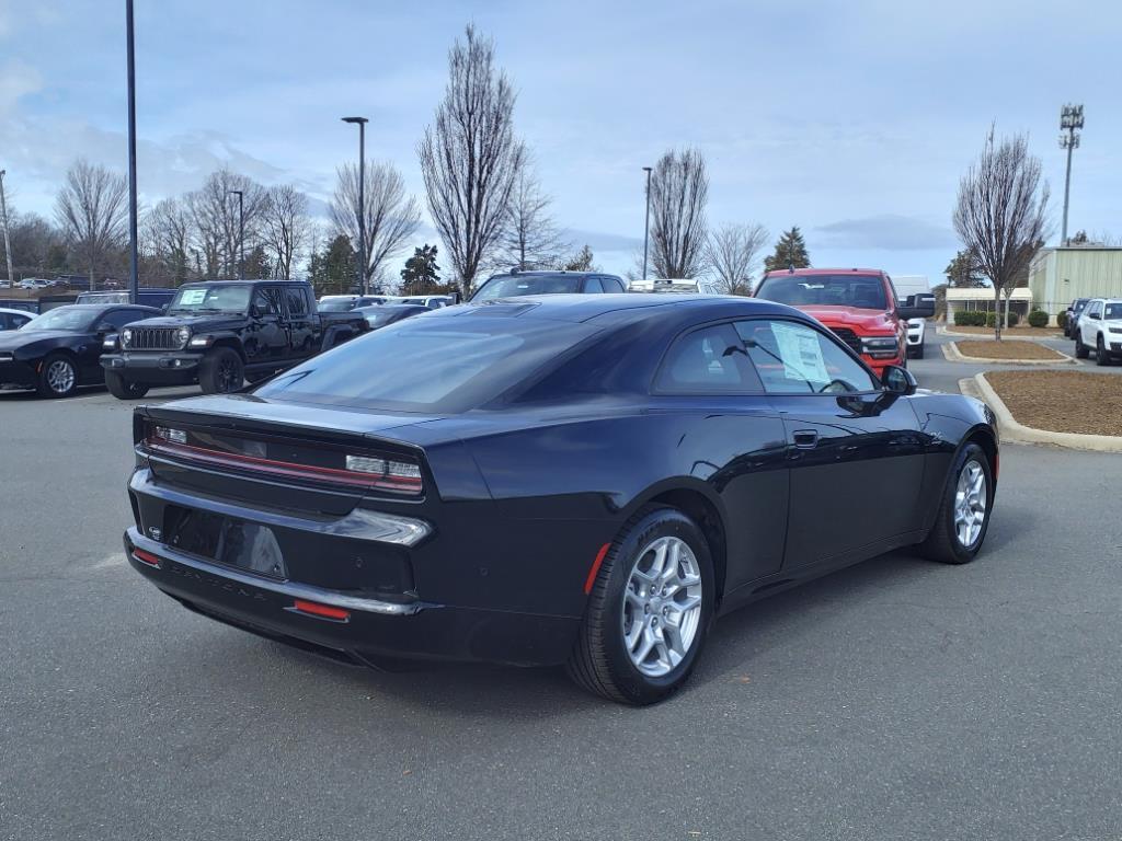 2025 Dodge Charger R/T photo 18