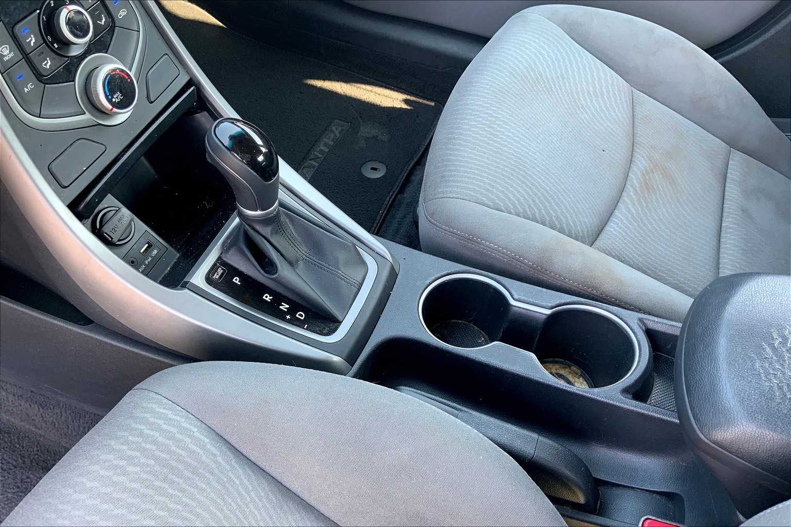 2014 Hyundai Elantra SE photo 15