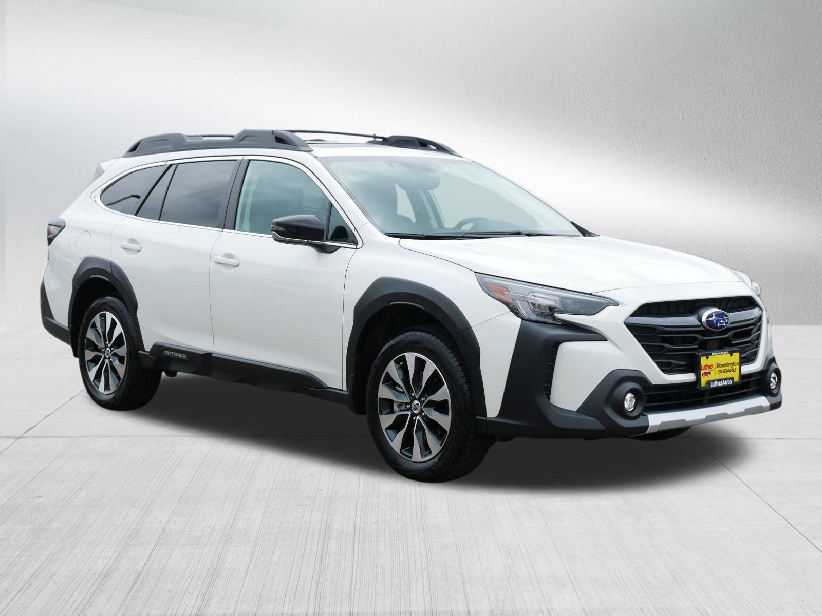 2025 Subaru Outback Limited's photo