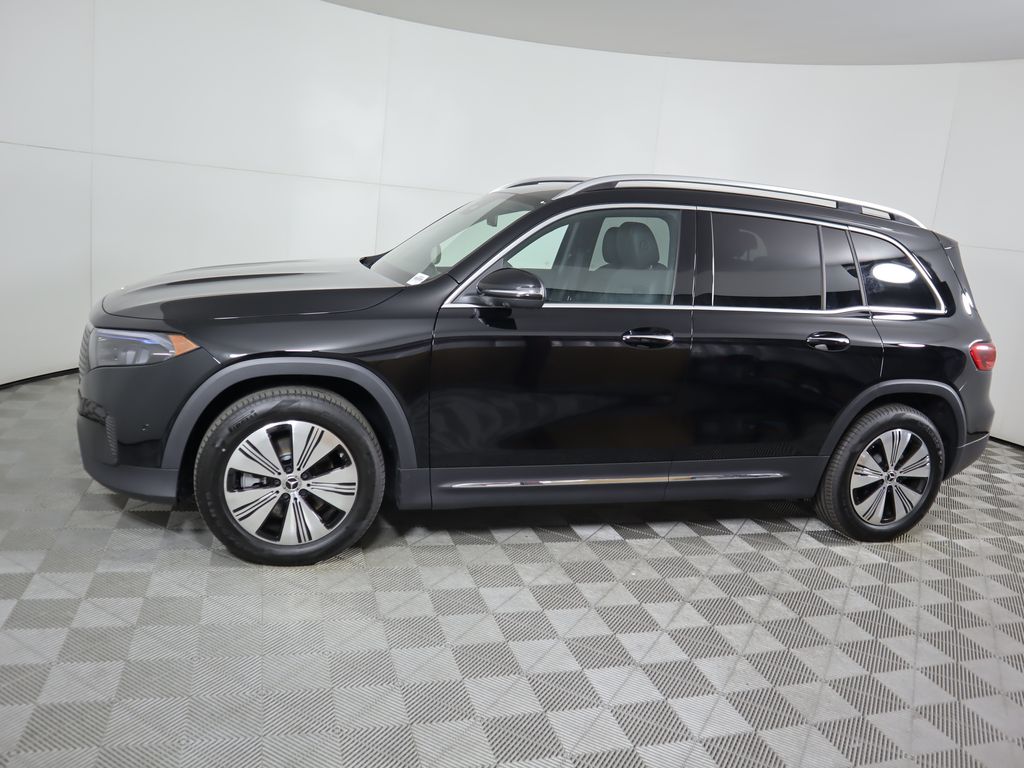 2025 Mercedes Benz EQB photo 3